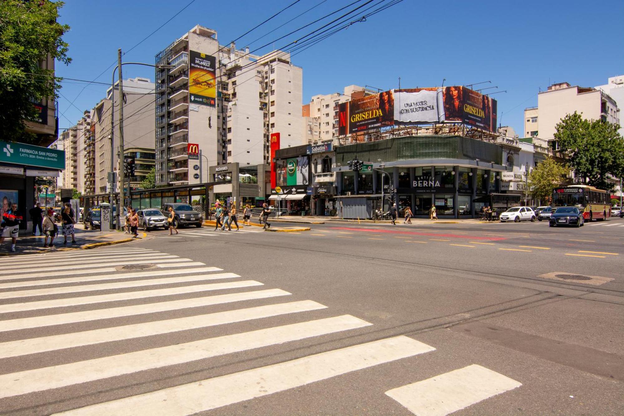 Calle 3 De Febrero, Departamento En Belgrano Буенос Айрес Екстериор снимка